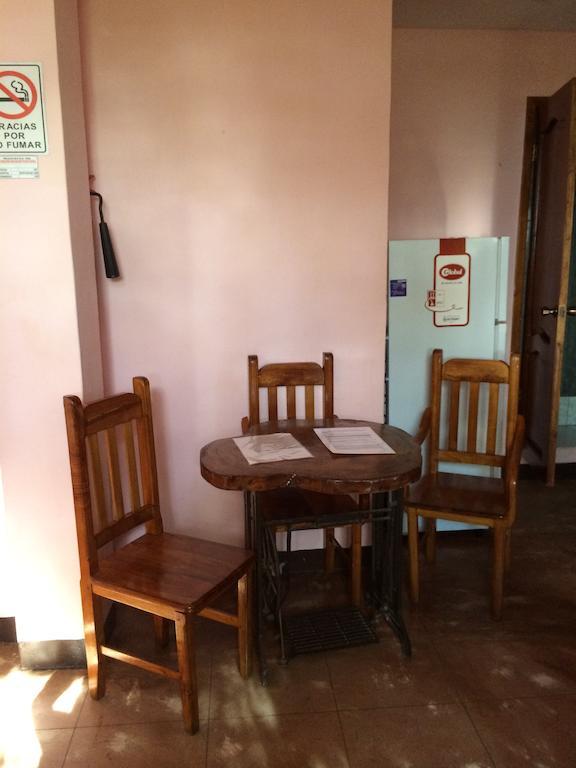 Hostal Nathaly Пуэрто-Бакерисо-Морено Экстерьер фото