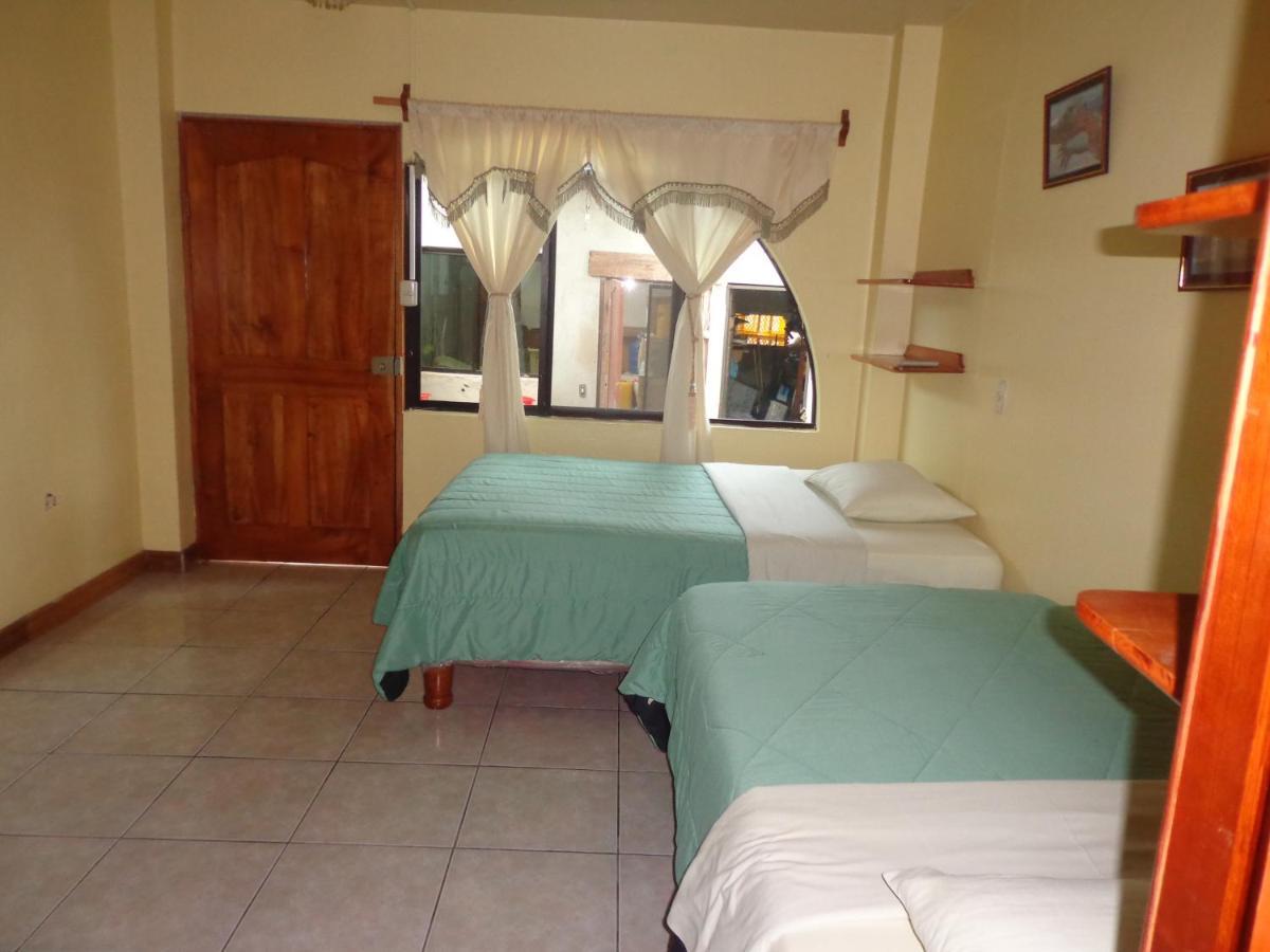Hostal Nathaly Пуэрто-Бакерисо-Морено Экстерьер фото